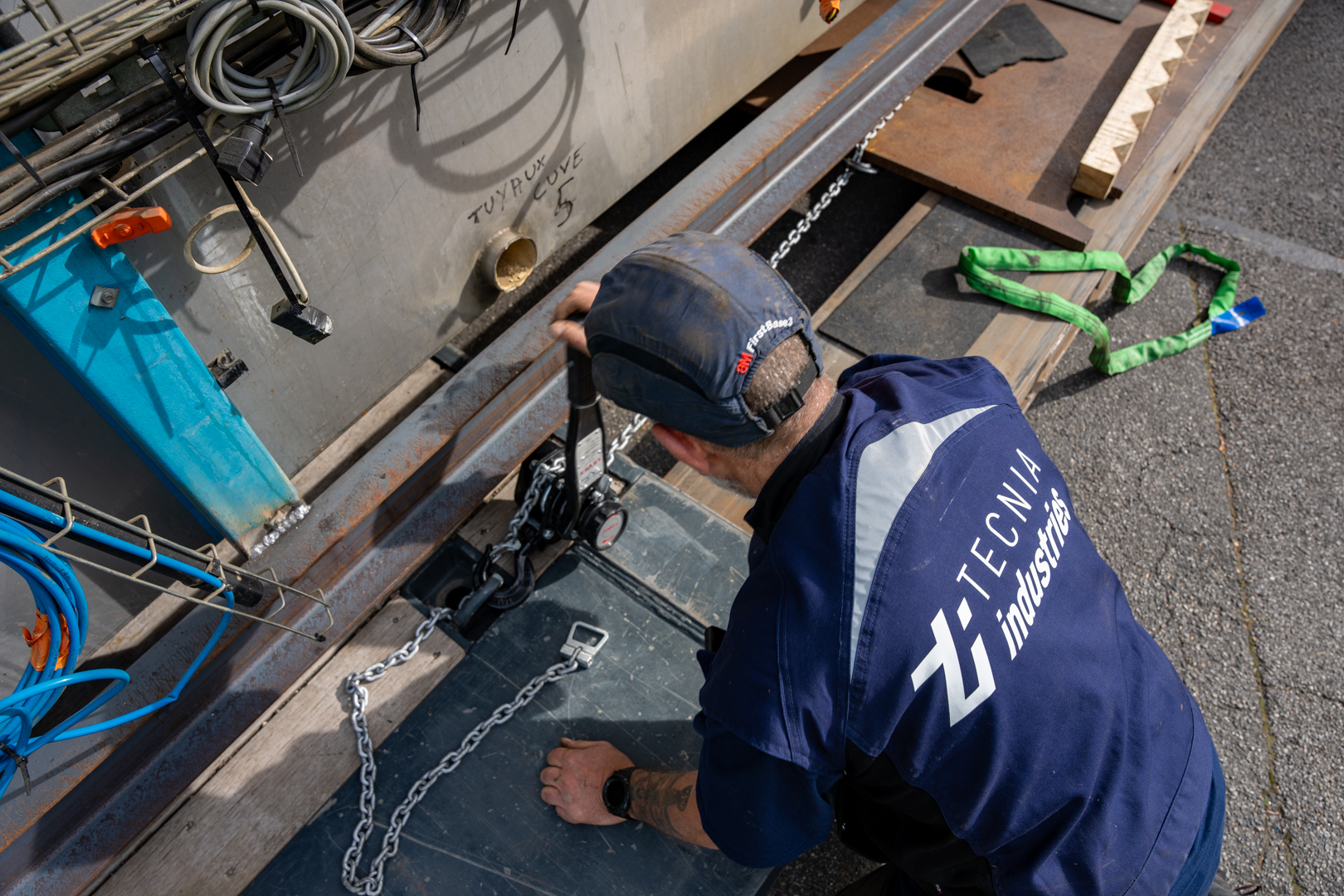 DSC00108 Machine de coupage plasma acier utilisé par MR Industries